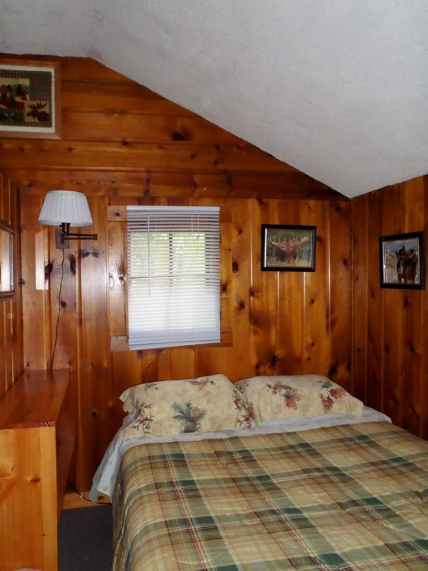 Great Moose Cabin bedroom